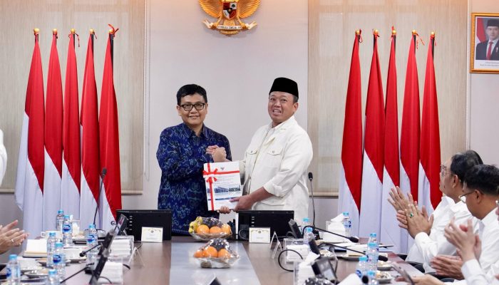 Menteri Nusron Terima LHP BPK, Tegaskan Komitmen Perbaikan Tata Kelola Pemerintahan di Kementerian ATR/BPN