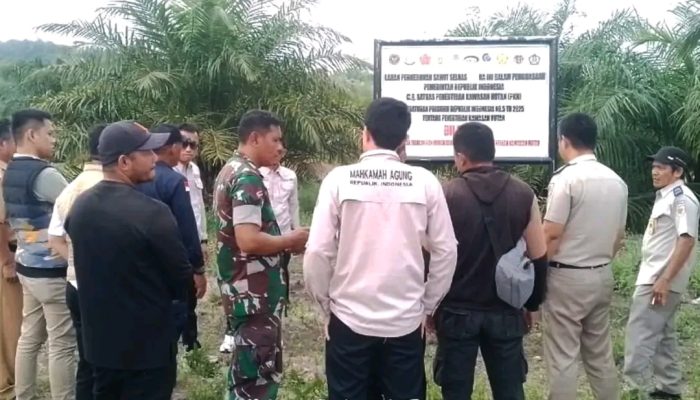 Kantah Bombana Dampingi Pemeriksaan Sengketa Lahan di Poleang Barat