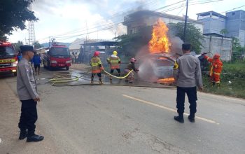 Mobil Sigra Terbakar di Rumbia, Diduga Dipicu Korek Api di Dasbor