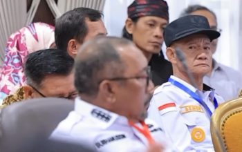 Bupati Bombana Hadiri RUPS Luar Biasa PT BPR Bahteramas se-Sultra, Bahas Penataan Pengurus dan Penguatan Kinerja