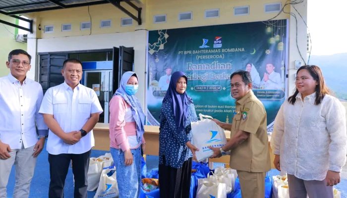 Pj Sekda Bombana Apresiasi Program Ramadhan Berbagi Berkah BPR Bahteramas