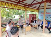 Kapolres Bombana Tinjau Kabaena Pasca-Idulfitri, Dorong Reaktivasi Pos Kamling Cegah Tawuran