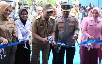 Dukung Program Gizi Nasional, Kapolda dan Gubernur Sultra Resmikan SPPG Polri di Kendari