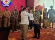 Serahkan LKPD 2025, Wabup Bombana Optimis Raih Opini Terbaik dari BPK