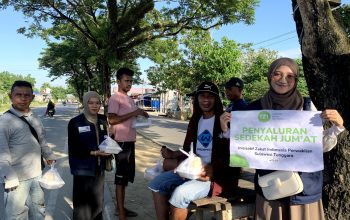 IZI Sultra Salurkan Sedekah Jumat untuk 60 Warga Kendari, Dorong Kepedulian dan Pemberdayaan UMKM