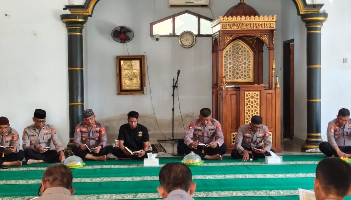 Binrohtal Rutin, Polres Bombana Perkuat Integritas dan Spiritualitas Personel