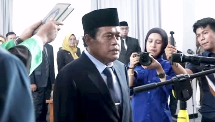Ir. Syahrun Dilantik Jadi Sekda Definitif, Bupati Minta Birokrasi Bombana Bergerak Lebih Adaptif