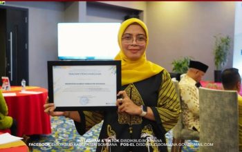 Sosok Nina Meirina, Plt Kadisdikbud Bombana yang Langsung Bawa Penghargaan Nasional