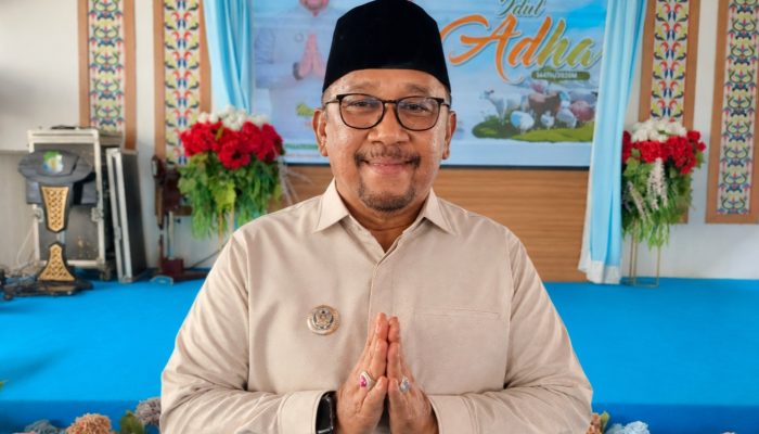 “Rumah Ini Rumah Rakyat”: Bupati Bombana Bicara Pengorbanan, Pelayanan, dan Tantangan Daerah di Open House Idul Adha  