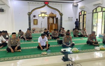 Dari Mimbar Masjid, Polres Bombana Perkuat Integritas Personel