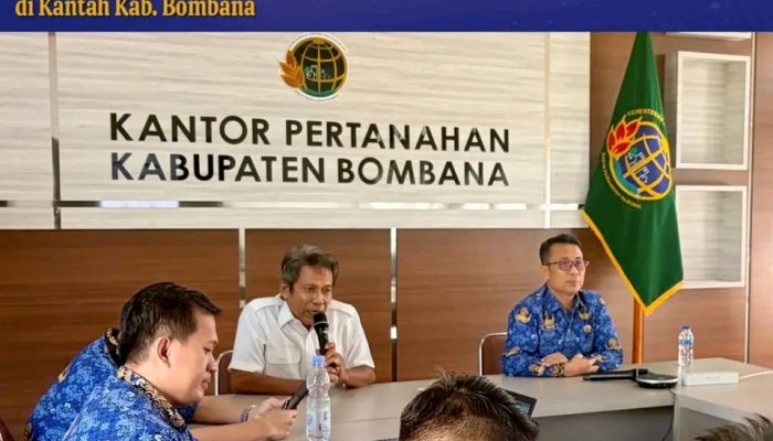 Kantor Pertanahan Bombana Lepas Pegawai Purna Bakti, Apresiasi Pengabdian Moh. Aqsah Faysal