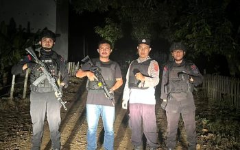 Patroli Dini Hari, Polsek Lantari Jaya Bersama Personel Brimob Perkuat Pengamanan Jam Rawan