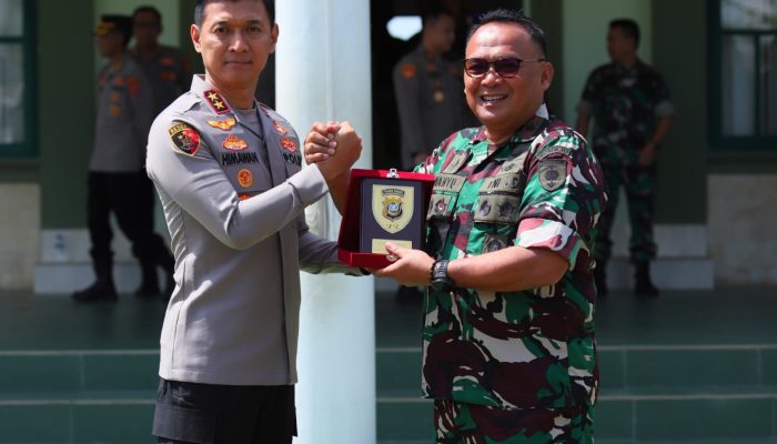 Kapolda Sultra Temui Danrem 143/Halu Oleo, Perkuat Sinergi TNI-Polri Jaga Stabilitas Keamanan