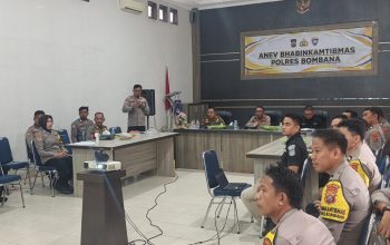 Anev Bhabinkamtibmas Polres Bombana: Kapolres Tekankan Penguatan Sinergi dan Kehadiran Polisi di Tengah Masyarakat