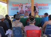 Kapolres Bombana Sambangi Kabaena Timur, Serap Keluhan Warga Lewat Jumat Curhat
