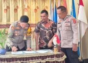 Polsek Lantari Jaya dan SMAN 12 Bombana Teken MoU Edukasi Hukum hingga Cegah Bullying