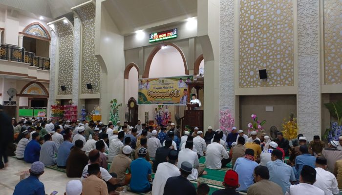 Banyak Tempat Kosong Saat Maulid, Bupati Bombana Tegur Kepala OPD hingga Soroti Pembangunan